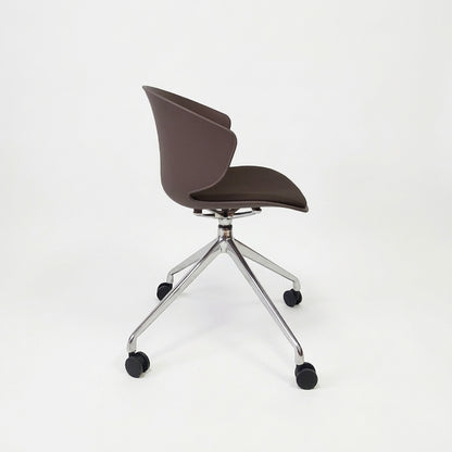 Viggo Swivel Chair